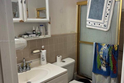 Купить кондоминиум в Майами-Гарденс, Флорида 1 спальня, 53.42м2, № 2054943 - фото 9