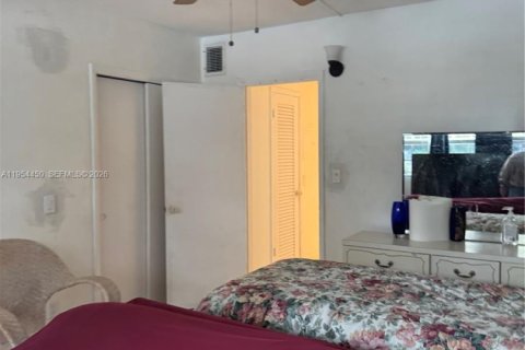 Купить кондоминиум в Майами-Гарденс, Флорида 1 спальня, 53.42м2, № 2054943 - фото 12