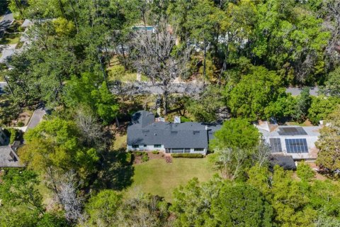 House in Gainesville, Florida 3 bedrooms, 208.38 sq.m. № 1589700 - photo 23