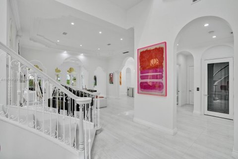 Villa ou maison à louer à Aventura, Floride: 5 chambres, 615.38 m2 № 2014731 - photo 20