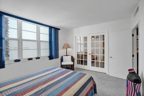 Condominio en venta en Miami Beach, Florida, 2 dormitorios, 180.23 m2 № 2049913 - foto 25