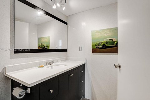 Condominio en venta en Miami Beach, Florida, 2 dormitorios, 180.23 m2 № 2049913 - foto 26