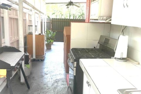 Villa ou maison à vendre à Miami Gardens, Floride: 3 chambres, 111.48 m2 № 1925445 - photo 16
