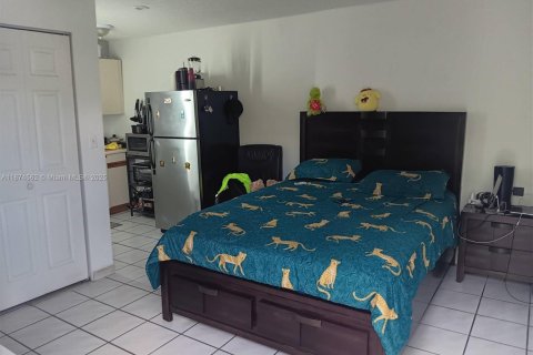 Immobilier commercial à vendre à Miami, Floride: 144.28 m2 № 1928921 - photo 16