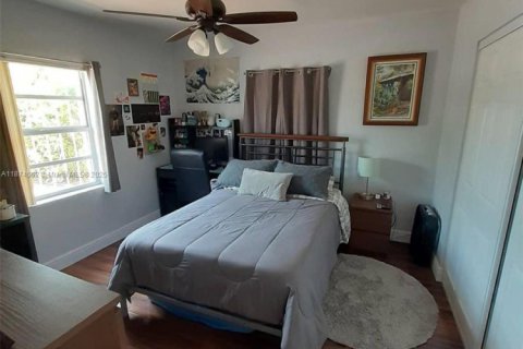 Immobilier commercial à vendre à Miami, Floride: 144.28 m2 № 1928921 - photo 9