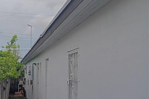 Immobilier commercial à vendre à Miami, Floride: 144.28 m2 № 1928921 - photo 21