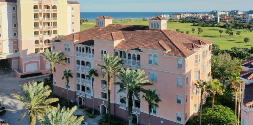 Condominio en Palm Coast, Florida, 3 dormitorios № 1559464