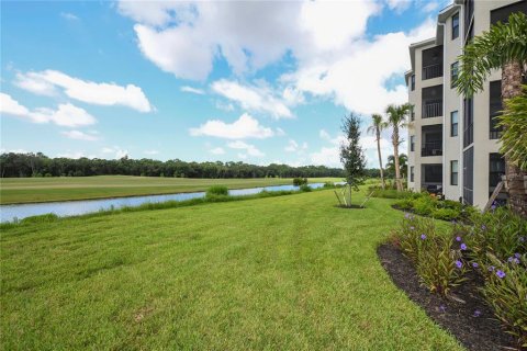 Condominio en alquiler en Lakewood Ranch, Florida, 3 dormitorios, 165.92 m2 № 1615560 - foto 28