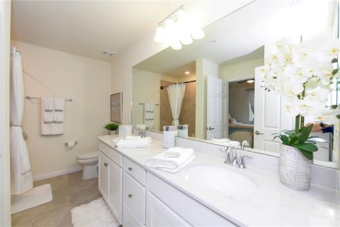 Condominio en alquiler en Lakewood Ranch, Florida, 3 dormitorios, 165.92 m2 № 1615560 - foto 21