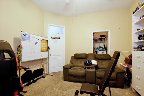 House in Orlando, Florida 7 bedrooms, 335.19 sq.m. № 2236216 - photo 25