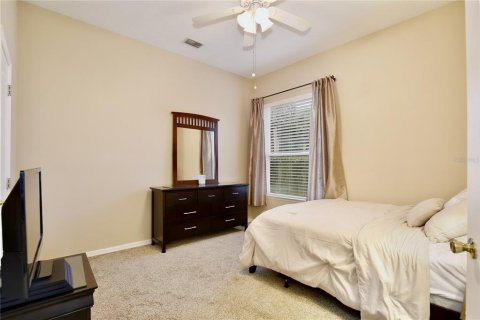 House in Orlando, Florida 7 bedrooms, 335.19 sq.m. № 2236216 - photo 23