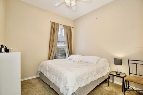 House in Orlando, Florida 7 bedrooms, 335.19 sq.m. № 2236216 - photo 16