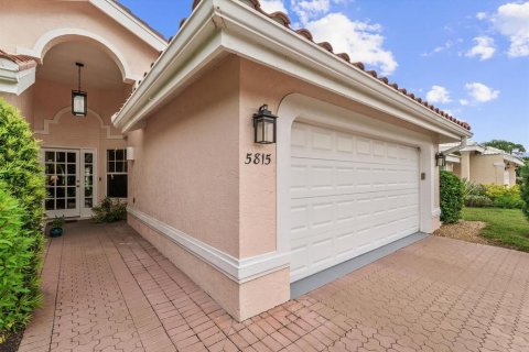 Villa ou maison à vendre à Sarasota, Floride: 3 chambres, 186.08 m2 № 2409020 - photo 3