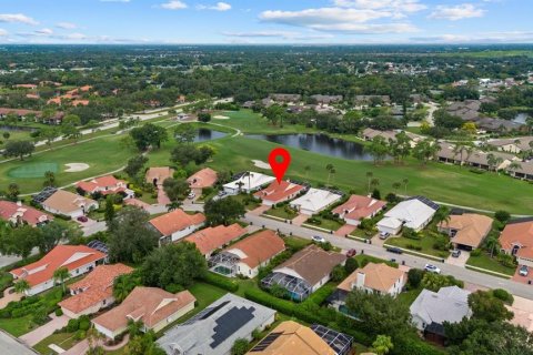 Villa ou maison à vendre à Sarasota, Floride: 3 chambres, 186.08 m2 № 2409020 - photo 9
