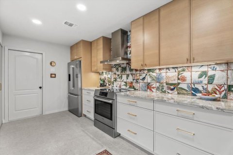 Villa ou maison à vendre à Sarasota, Floride: 3 chambres, 186.08 m2 № 2409020 - photo 23