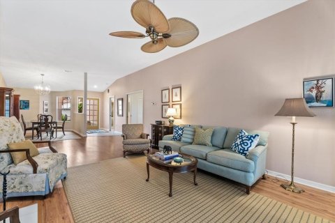 Villa ou maison à vendre à Sarasota, Floride: 3 chambres, 186.08 m2 № 2409020 - photo 21
