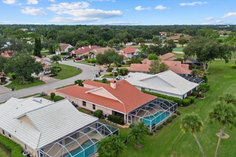 Villa ou maison à vendre à Sarasota, Floride: 3 chambres, 186.08 m2 № 2409020 - photo 11