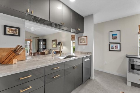 Villa ou maison à vendre à Sarasota, Floride: 3 chambres, 186.08 m2 № 2409020 - photo 30