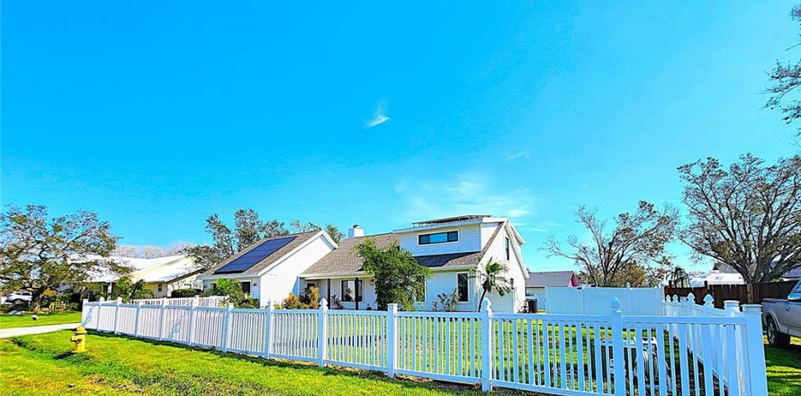Casa en Palmetto, Florida 4 dormitorios, 207.45 m2 № 1750040
