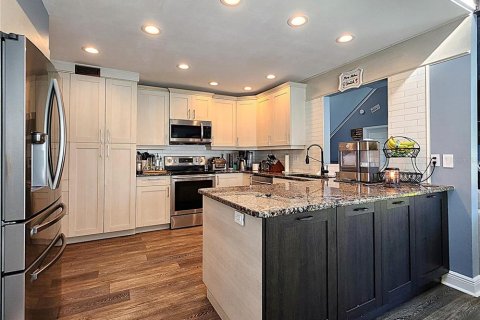 Casa en venta en Palmetto, Florida, 4 dormitorios, 207.45 m2 № 1750040 - foto 16