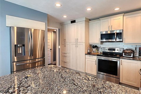 Casa en venta en Palmetto, Florida, 4 dormitorios, 207.45 m2 № 1750040 - foto 18