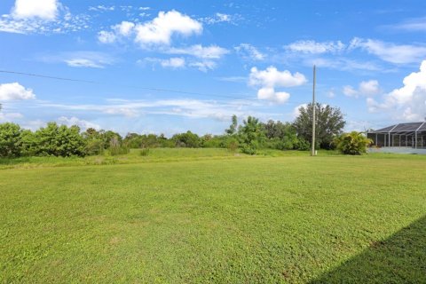 Villa ou maison à vendre à Port Charlotte, Floride: 2 chambres, 143.91 m2 № 1904338 - photo 5