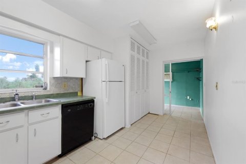 Villa ou maison à vendre à Port Charlotte, Floride: 2 chambres, 143.91 m2 № 1904338 - photo 14