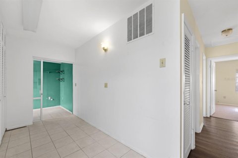 Villa ou maison à vendre à Port Charlotte, Floride: 2 chambres, 143.91 m2 № 1904338 - photo 15