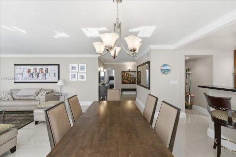 Condominio en venta en Fort Lauderdale, Florida, 2 dormitorios, 134.71 m2 № 1976610 - foto 7