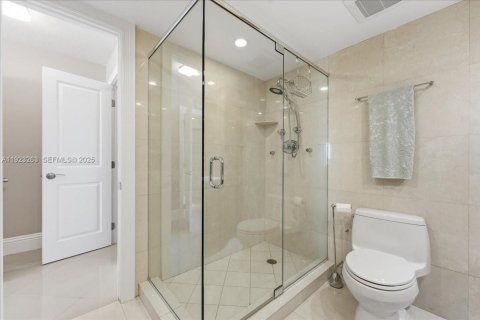 Condominio en venta en Fort Lauderdale, Florida, 2 dormitorios, 134.71 m2 № 1976610 - foto 16