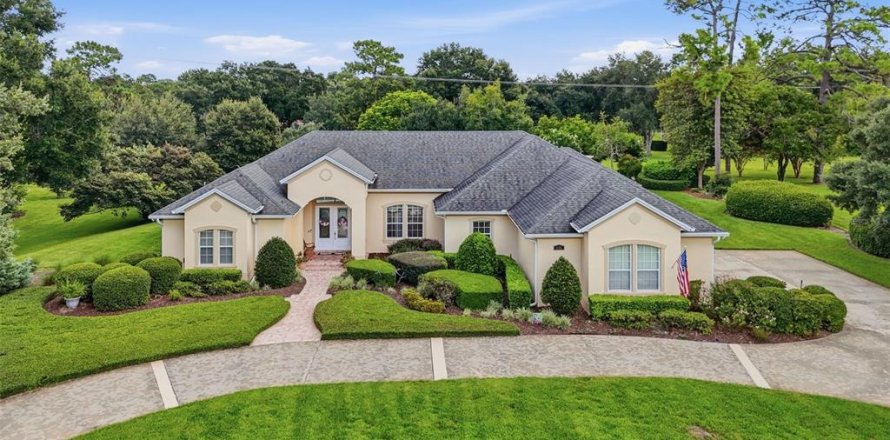 Casa en DeLand, Florida 3 dormitorios, 252.6 m2 № 2318586