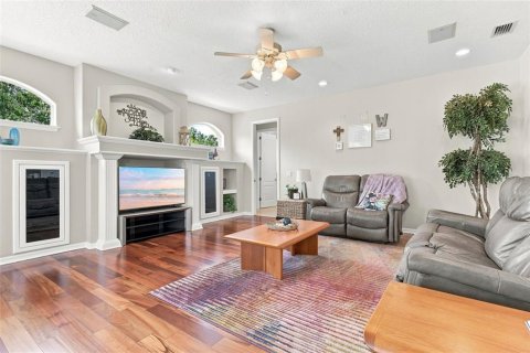 Casa en venta en DeLand, Florida, 3 dormitorios, 252.6 m2 № 2318586 - foto 8