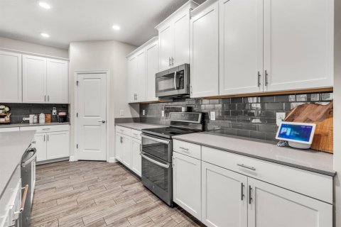 Villa ou maison à vendre à Orlando, Floride: 5 chambres, 369.66 m2 № 2316041 - photo 6