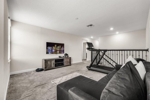 Villa ou maison à vendre à Orlando, Floride: 5 chambres, 369.66 m2 № 2316041 - photo 17
