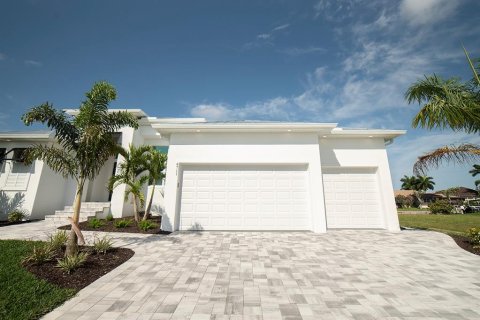 Casa en venta en Port Charlotte, Florida, 3 dormitorios, 196.58 m2 № 1580584 - foto 9