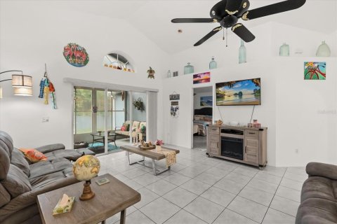 Casa en venta en Clermont, Florida, 3 dormitorios, 144.28 m2 № 1909886 - foto 6