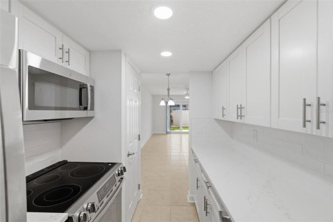 Купить кондоминиум в Сент-Пит-Бич, Флорида 6 комнат, 73.39м2, № 2120416 - фото 9