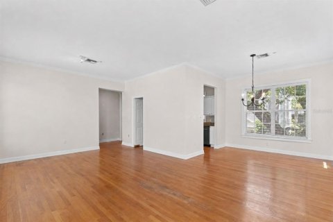 Touwnhouse à vendre à Tampa, Floride: 3 chambres, 222.97 m2 № 2291218 - photo 15