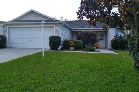 House in The Villages, Florida 3 bedrooms, 146.04 sq.m. № 1806668 - photo 1