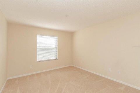 House in The Villages, Florida 3 bedrooms, 146.04 sq.m. № 1806668 - photo 6