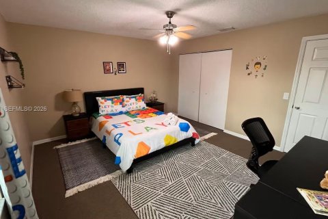 House in Winter Haven, Florida 3 bedrooms, 100.06 sq.m. № 2080498 - photo 18