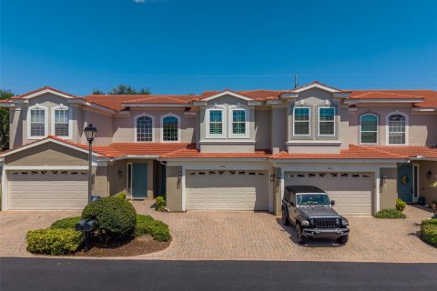 Townhouse in Palm Harbor, Florida 3 bedrooms, 217.58 sq.m. № 2347846