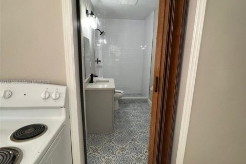 House in Tampa, Florida 44.59 sq.m. № 1941705 - photo 6