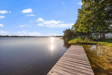 Condo in Winter Park, Florida, 2 bedrooms  № 1837634 - photo 25