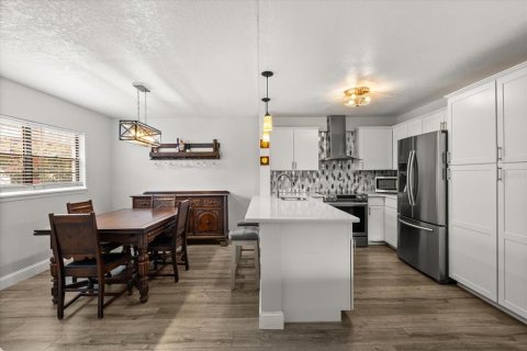 Condo in Winter Park, Florida, 2 bedrooms  № 1837634 - photo 4