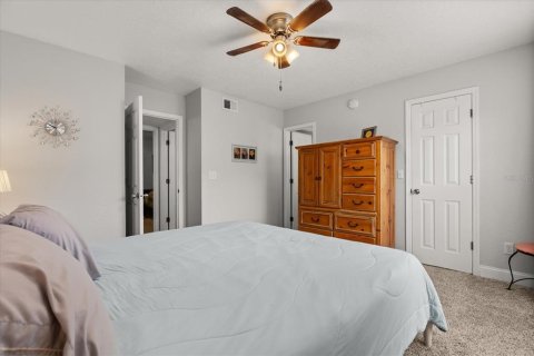 Condo in Winter Park, Florida, 2 bedrooms  № 1837634 - photo 11