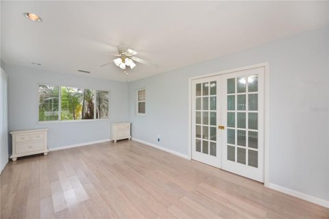 Villa ou maison à vendre à North Port, Floride: 2 chambres, 103.12 m2 № 1906657 - photo 28