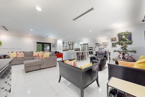 Купить виллу или дом в Хомстед, Флорида 3 спальни, 160.44м2, № 1984873 - фото 11