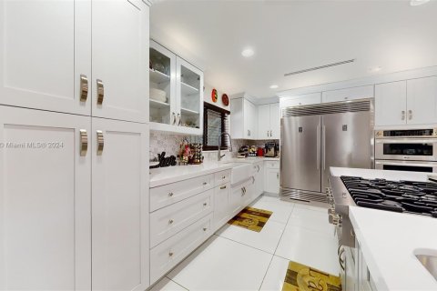 Купить виллу или дом в Хомстед, Флорида 3 спальни, 160.44м2, № 1984873 - фото 15