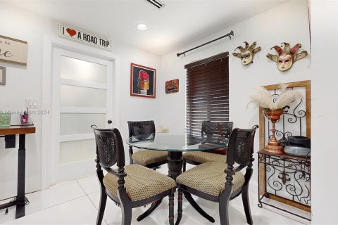 Купить виллу или дом в Хомстед, Флорида 3 спальни, 160.44м2, № 1984873 - фото 21